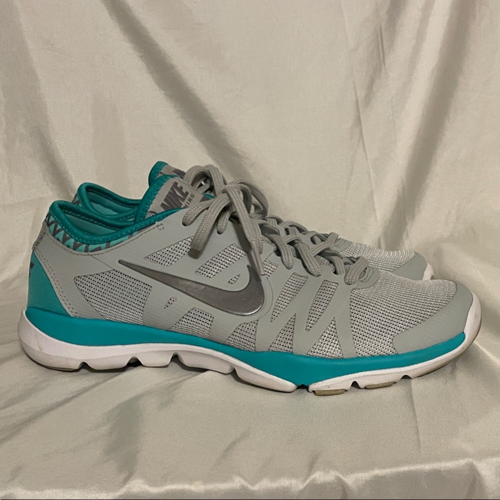 Nike Flex Trainer 5 Women's Grey Teal Athleisure Sneakers - Size 8